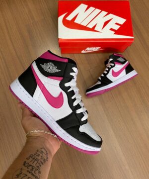 Bota Nike Jordan Feminina