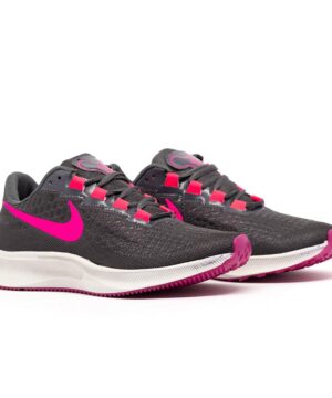 Tênis Nike Vomero Feminino