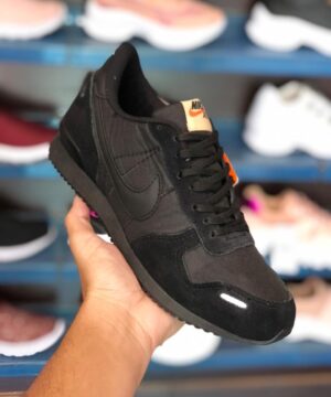 Tênis Nike Retrô