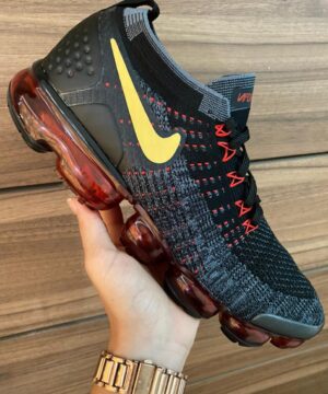 Tênis Nike Vapor Max V2