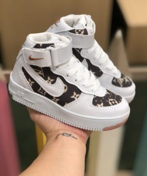 Botinha Nike Air Force Infantil