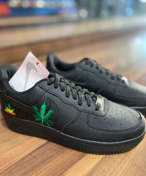 Tênis Nike Air Force 1 4:20