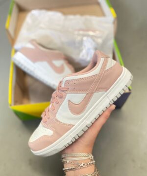Tênis Nike SB DunkLow Feminino