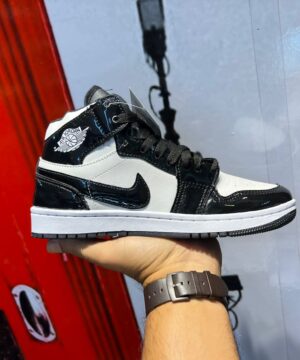 Tênis Nike Jordan Verniz Feminino