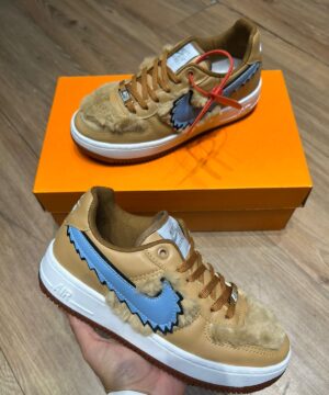 Tênis Nike Air Force Premium Pelúcia