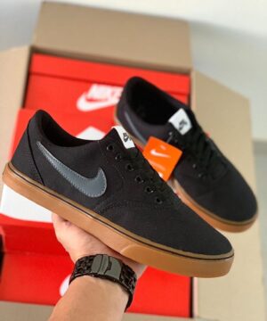 Lançamento Tênis Nike SB Camurça Masculino