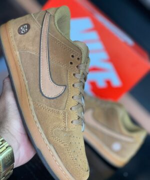 Tênis Nike SB Dunk Club Premium Masculino