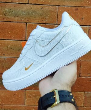 Tênis Nike Air Force Logan Premium Feminino