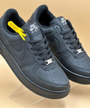Tênis Nike Air Force 1 Preto