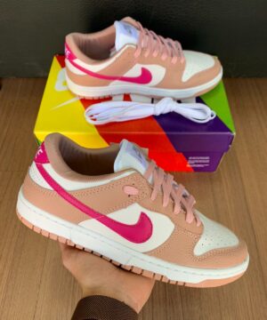 Tênis Nike SB Dunk Nude Rosa Feminino