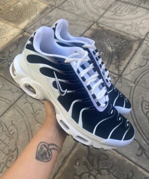 Tenis Nike TN Premium Masculino 4