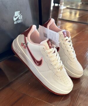 Tênis Nike Air Force 1 Feminino
