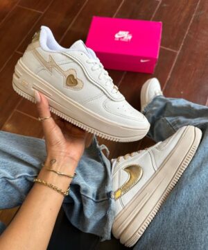 Tenis Nike Air Force Love Feminino 7
