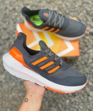 Tenis Adidas Ultra Boost Masculino 12