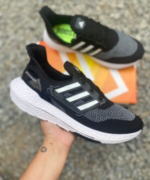 Tênis Adidas Ultra Boost Masculino