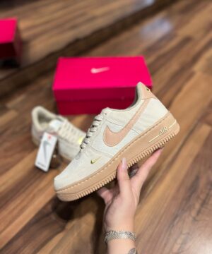 Tênis Nike Air Force 1 Feminino Premium
