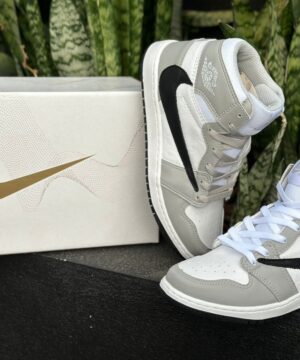 Bota Nike Air Jordan Travis Scott Premium Masculino 2 1