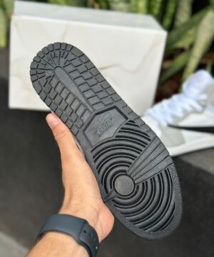 Bota Nike Air Jordan Travis Scott Premium Masculino 4 1