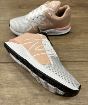 Tênis New Balance Feminino