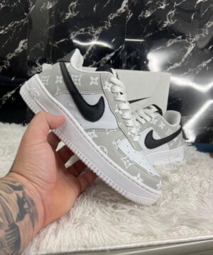 Tênis Nike Air Force LV Grade Fechada