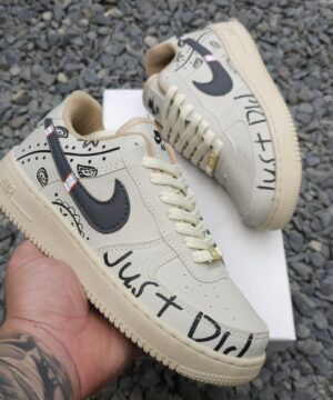 Tênis Nike Air Force Silk Just Bege Grade Fechada
