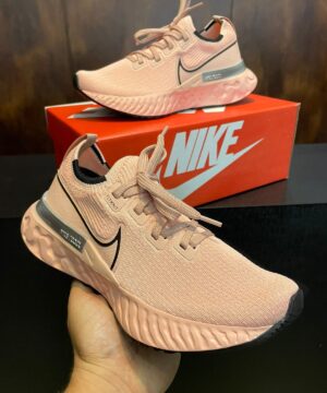 Tenis Nike Infinity React Premium Grade Fechada 6