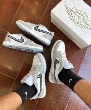 Tenis Nike SB Dior Grade Fechada 3