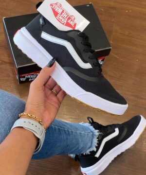 Tênis Vans Ultrarange Premium