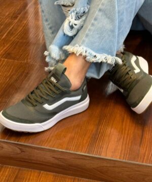 Tenis Vans Ultrarange Premium 7