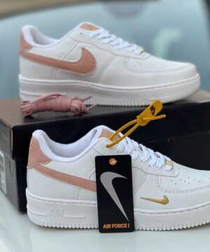 Tenis Nike Air Force Gold Edition Grade Fechada 3