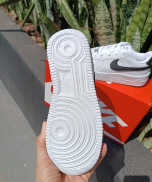 Tenis Nike Air Force Infantil 8