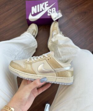 Tenis Nike SB Dunk Ouro Light Prata Premium Feminino 2