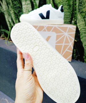 Tenis Vert Branco Preto Premium Feminino 1