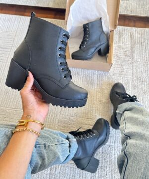 Bota Antonella Preta Premium Feminina 1