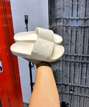 Chinelo Louis Vuitton Masculino 8