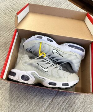 Tenis Masculino Nike Air Max TN 4