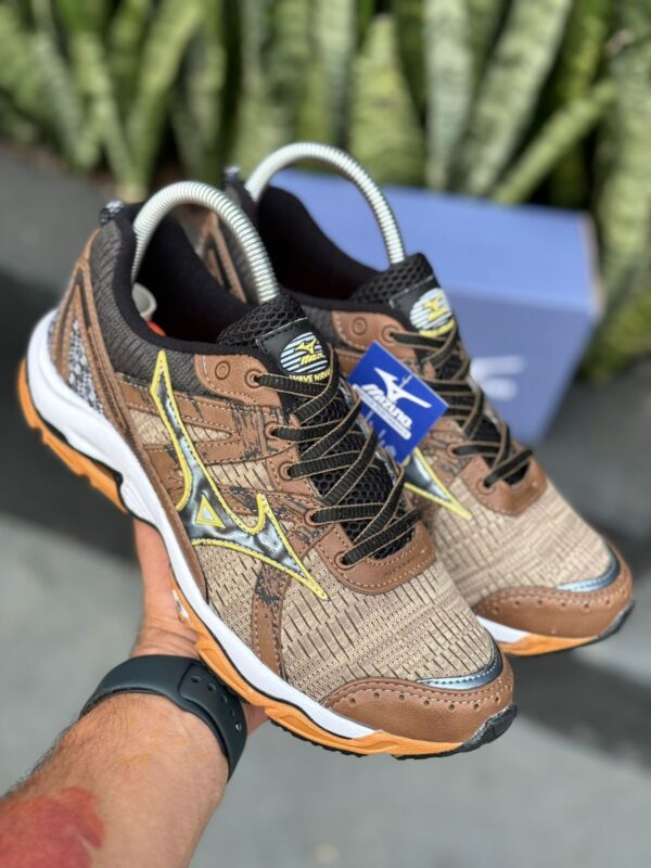 Tenis Mizuno Nirvana 9 Premium Masculino Laranja 1