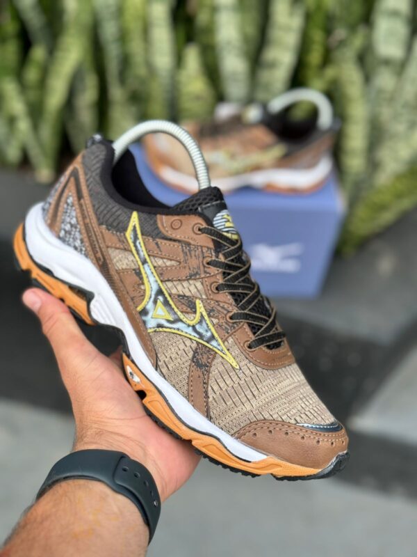 Tenis Mizuno Nirvana 9 Premium Masculino Laranja 3