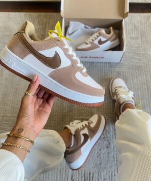 Tenis Nike Air Force Camurca Caramelo Premium Feminino 3