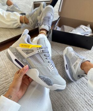 Tenis Nike Jordan Retro 04 Premium Feminino 1