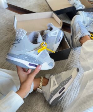 Tenis Nike Jordan Retro 04 Premium Feminino 3