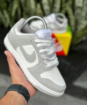Tênis Nike SB Dunk Premium