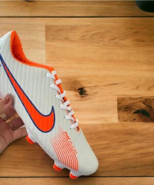 Chuteira Nike Campo Grade Fechada Masculino 9