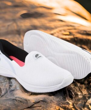 Sapatilha Nike Primeira Linha Feminina Grade Fechada 21