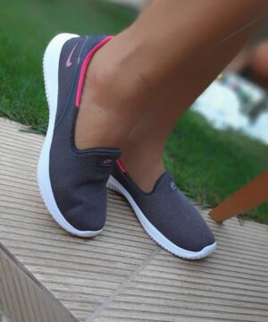 Sapatilha Nike Primeira Linha Feminina Grade Fechada