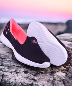 Sapatilha Nike Primeira Linha Feminina Grade Fechada 23