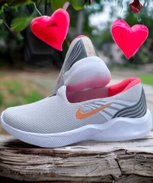 Sapatilha Nike Primeira Linha Feminina Grade Fechada 9