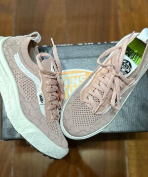 Tenis Feminino Vans V.R.3 1 1