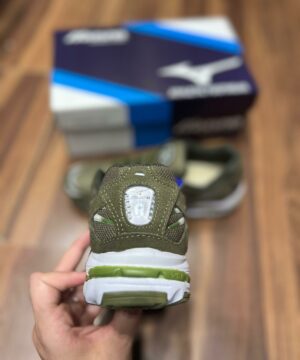 Tenis Mizuno Wave Rider 10 Camuflado Premium Masculino 3 scaled