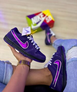 Tênis Nike Dunk Estelar Premium Feminino